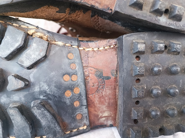Brodequins modèle 45 semelle "crampons" – Image 4