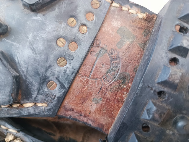 Brodequins modèle 45 semelle "crampons" – Image 6