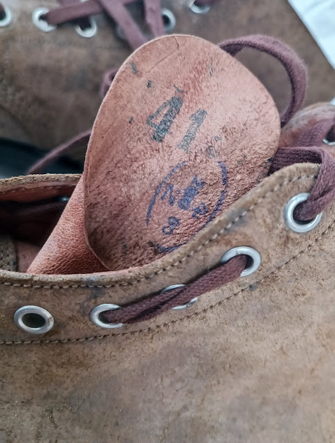 Brodequins modèle 45 semelle "crampons" – Image 7