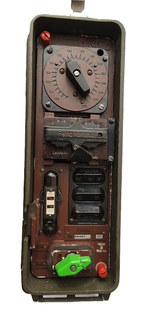 Feldfu. C radio portative datée 1941 – Image 9